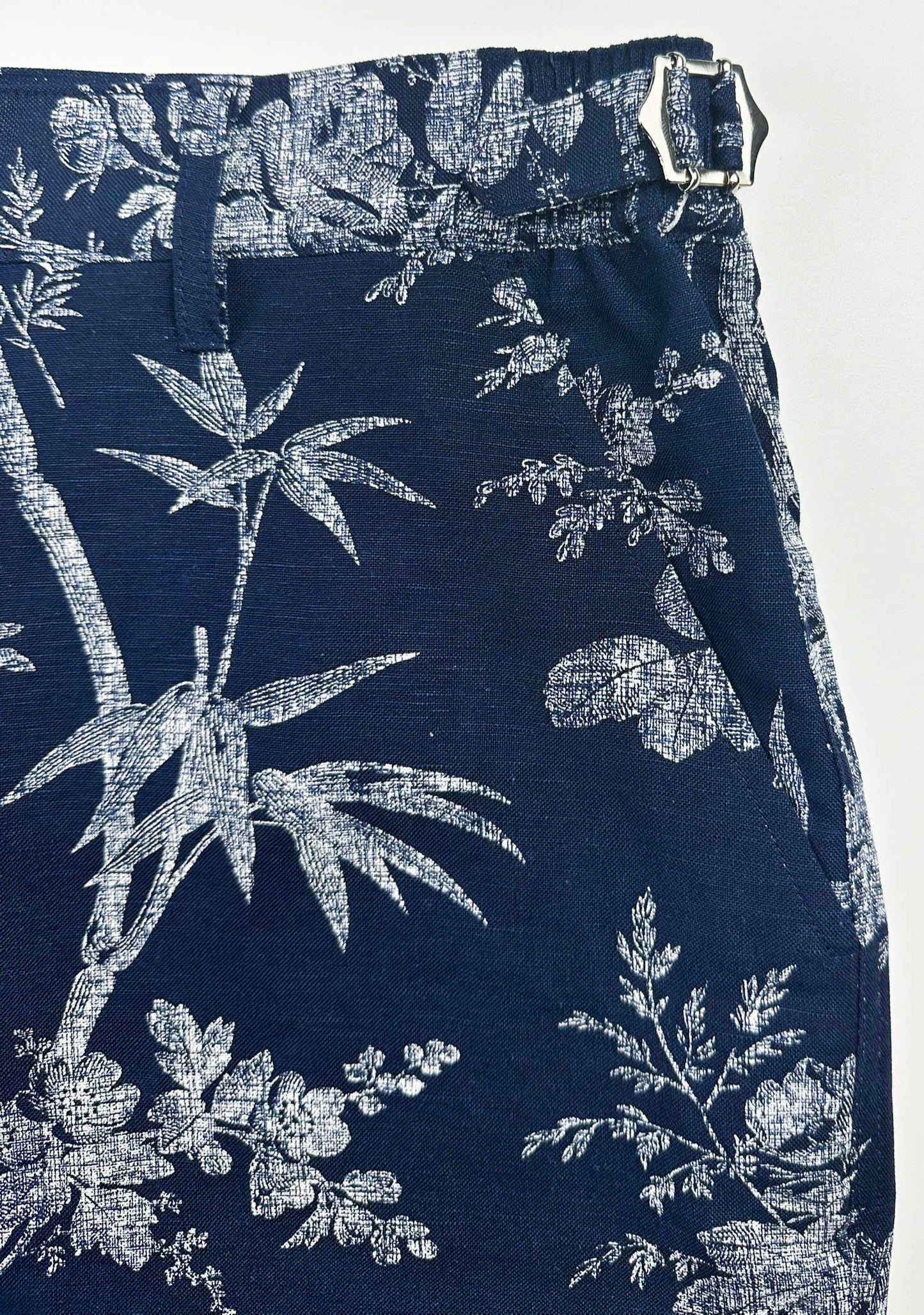 100% Linen Cabana Short - Midnight Botanica