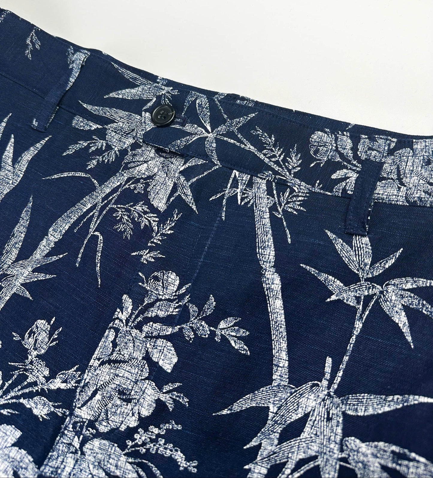 100% Linen Cabana Short - Midnight Botanica