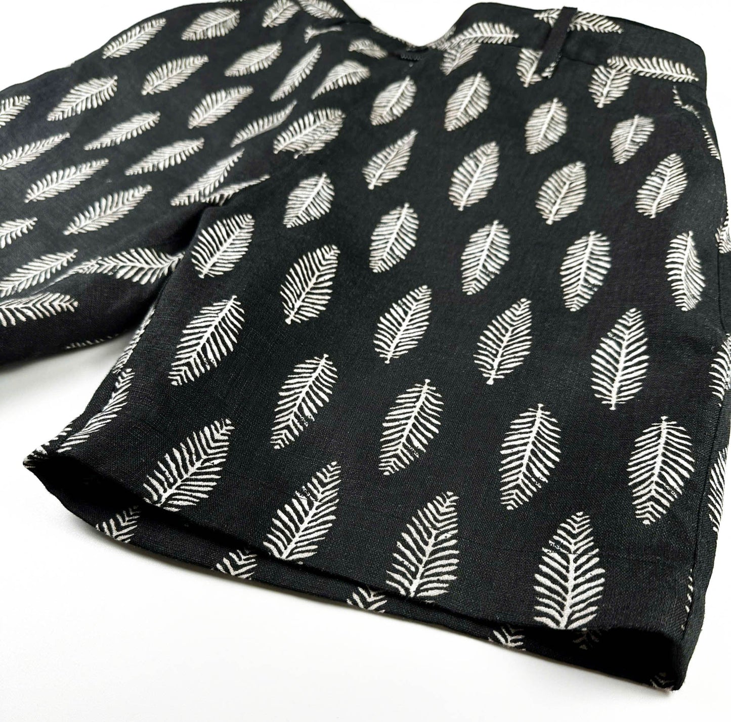 100% Linen Riviera Short - Silver Fern