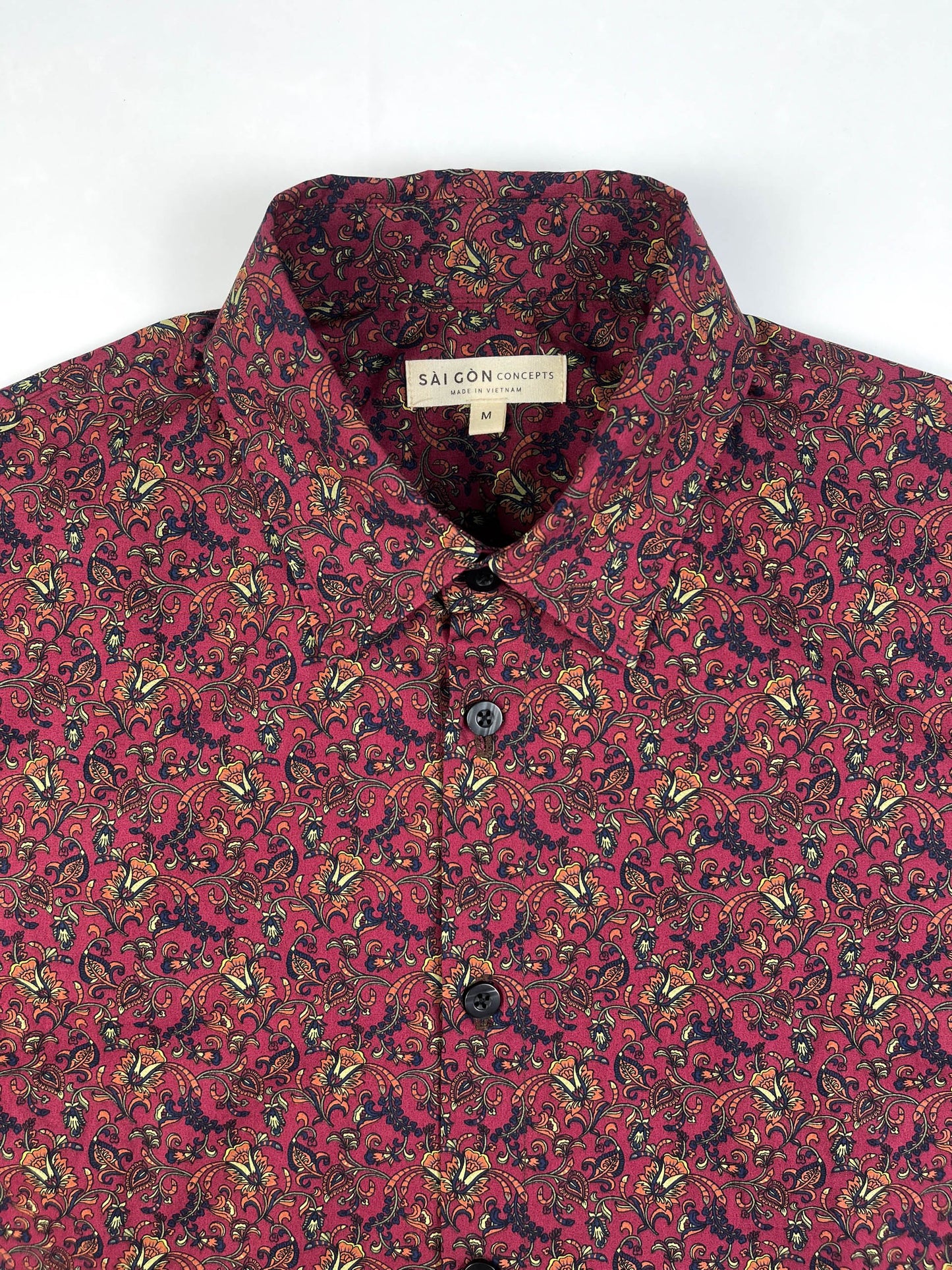 Crimson Vines cotton short sleeve button-up shirt lay flat collar view, crimson with detailed vine floral print