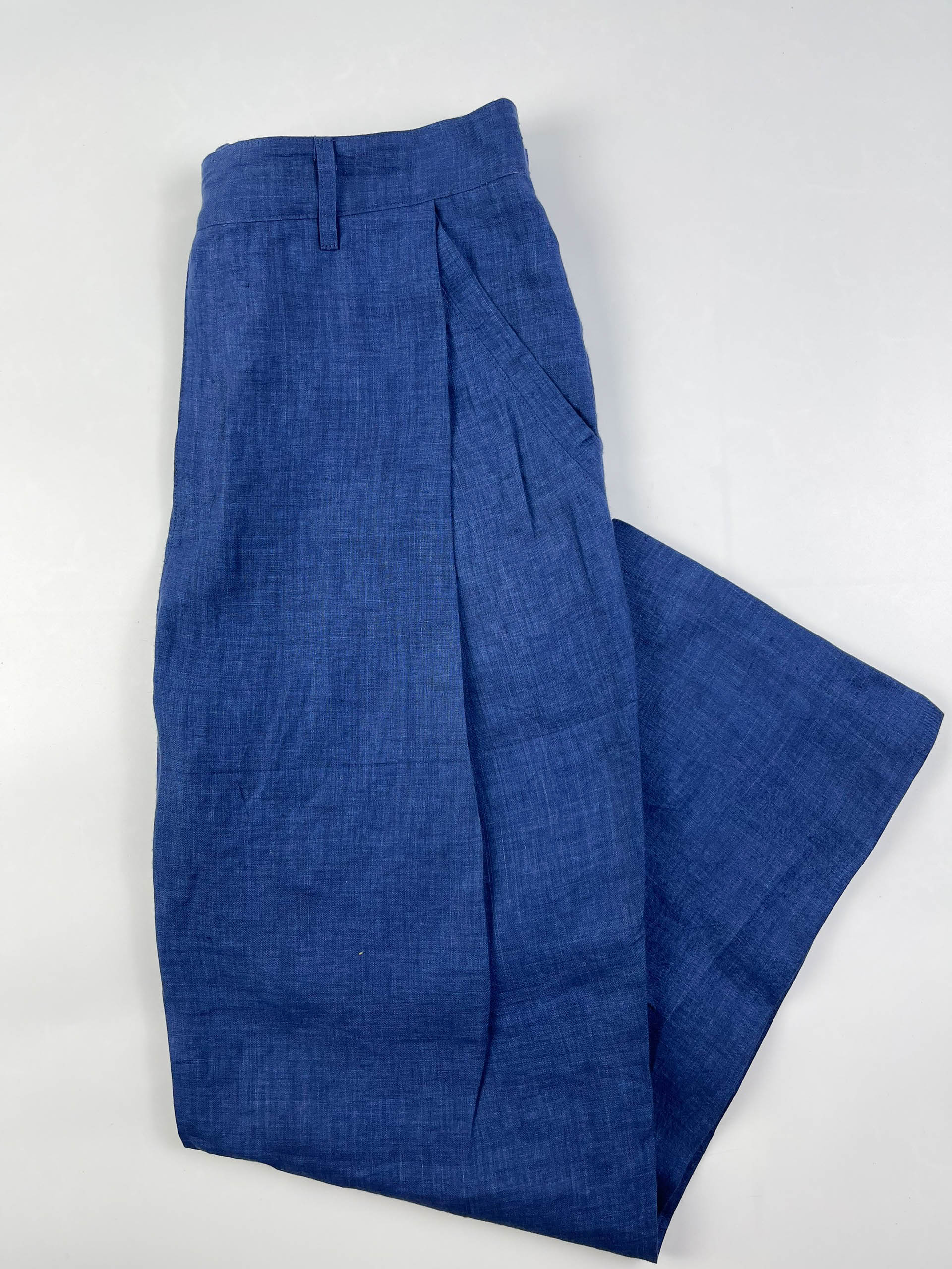 Saigon Concepts Mid-Blue linen wide leg coastal pants with pleated front - lay flat view