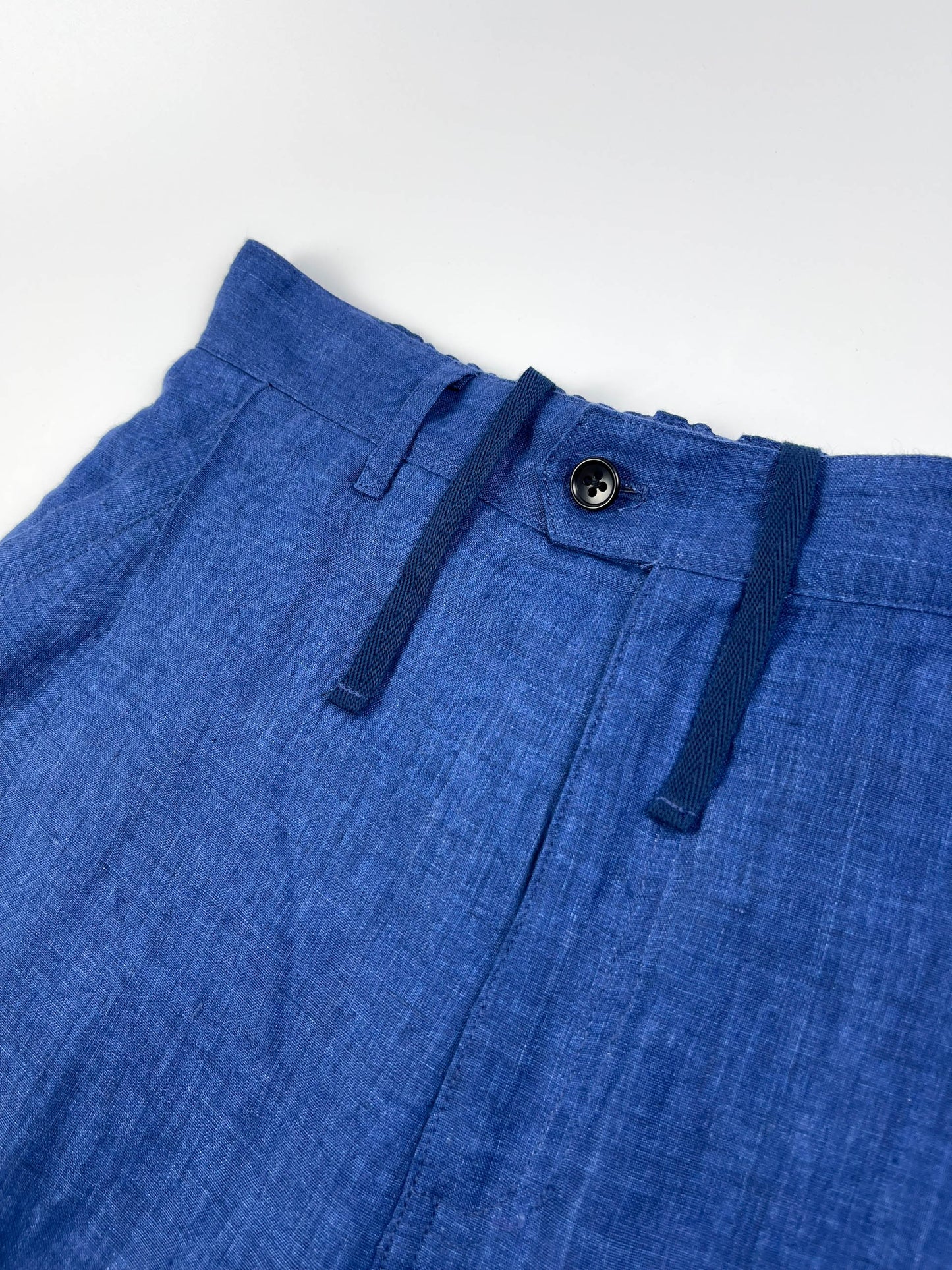 Saigon Concepts Mid-Blue linen wide leg coastal pants - flat front with drawstring cord detail view