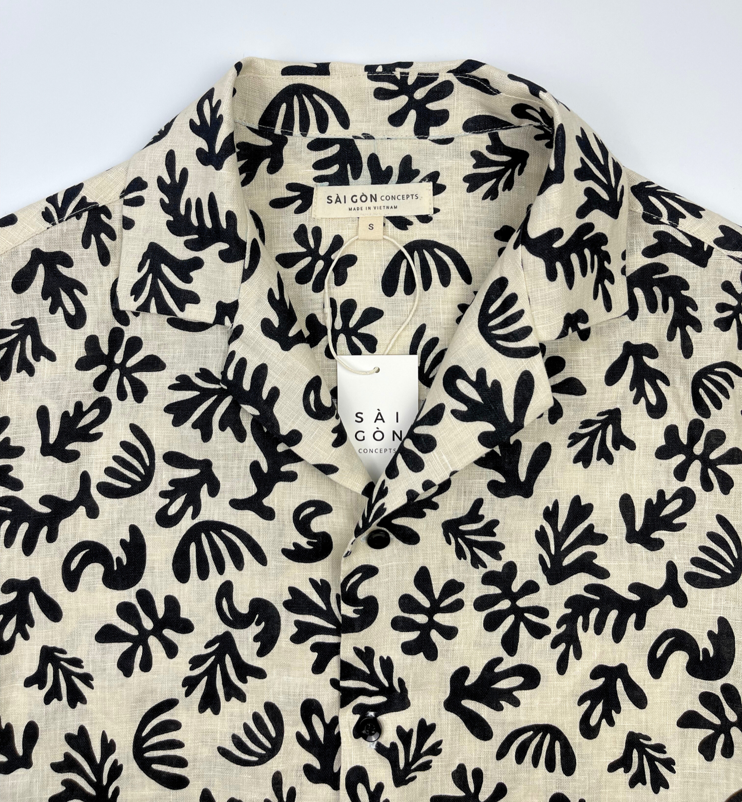 Black Coral print Hawaii style linen shirt