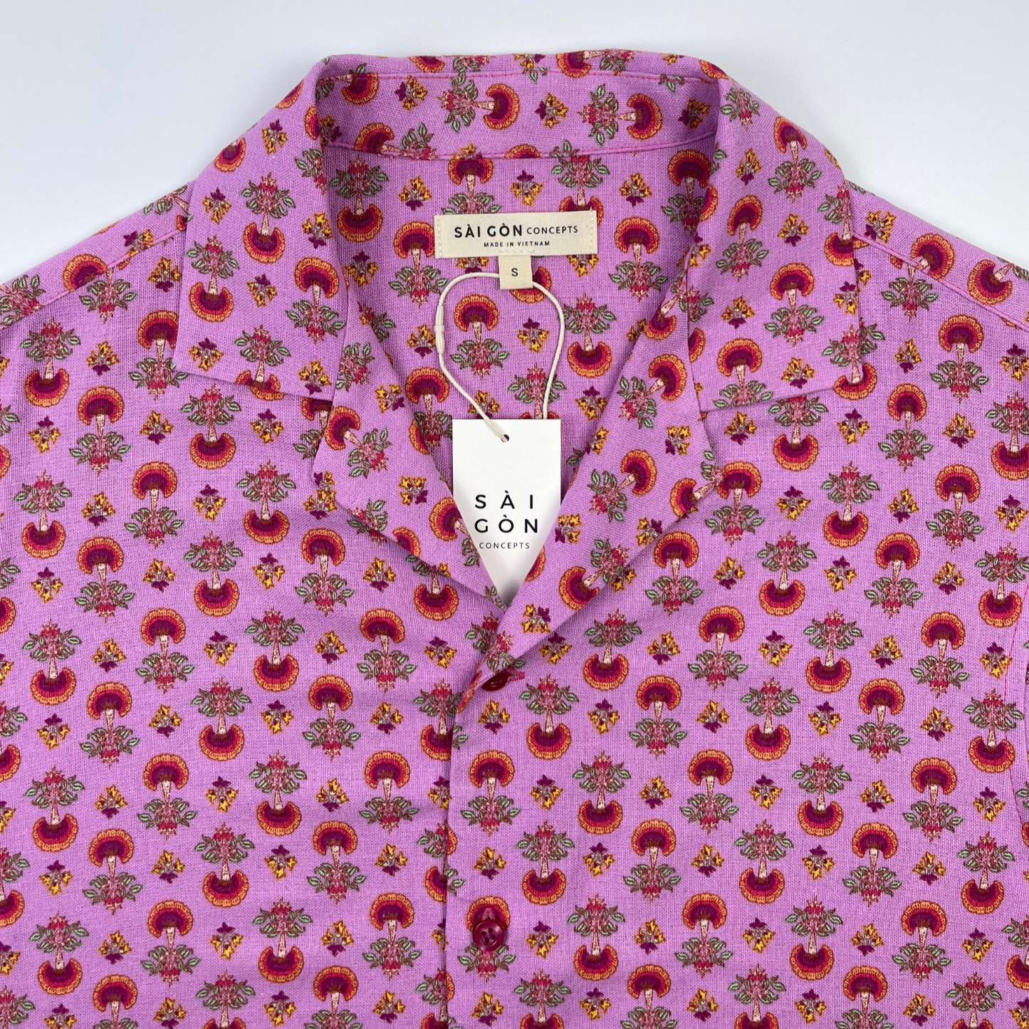 Pink Peacock Hawaii-style linen shirt