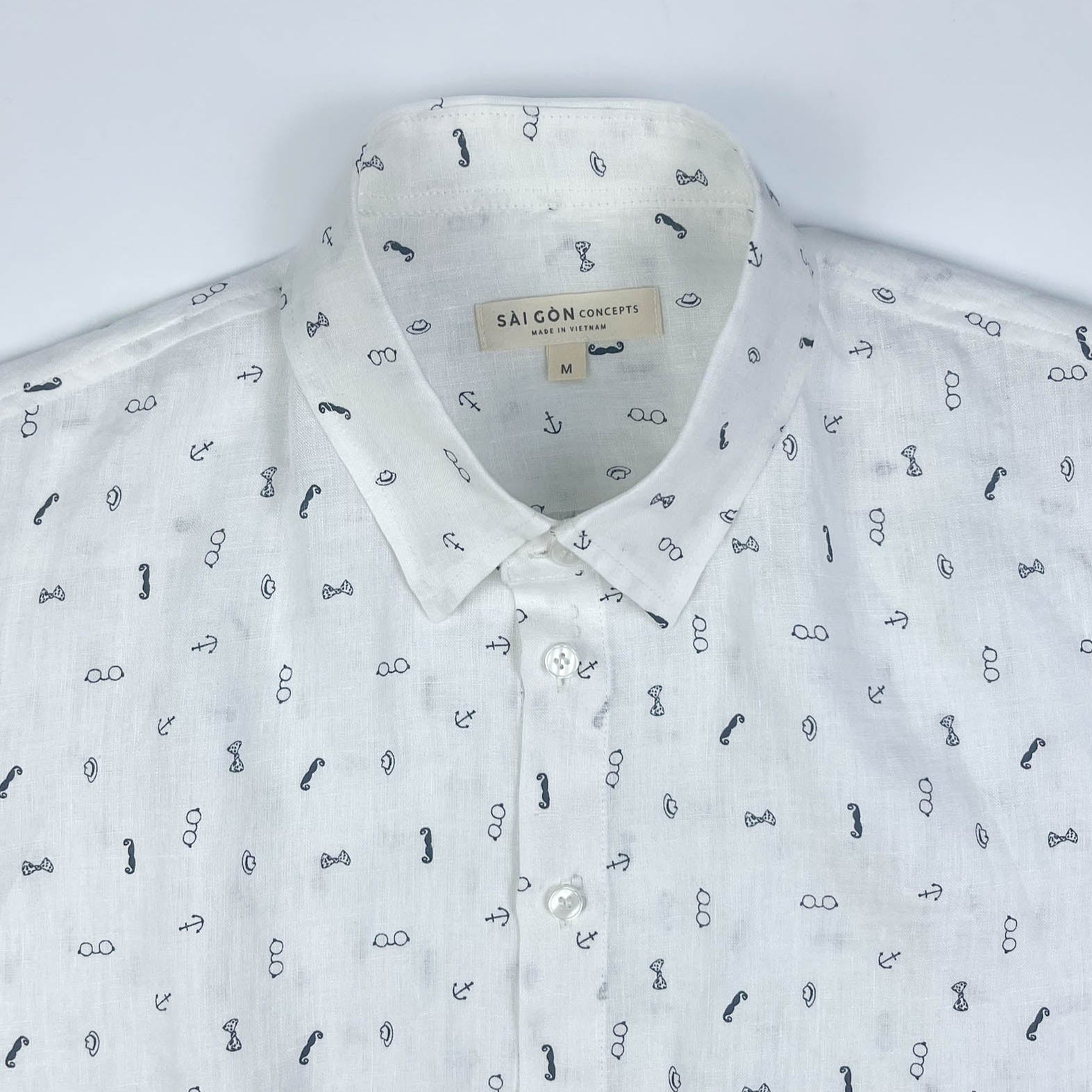 Gentlemen Club linen short sleeve button-up shirt lay flat front, minimalist print