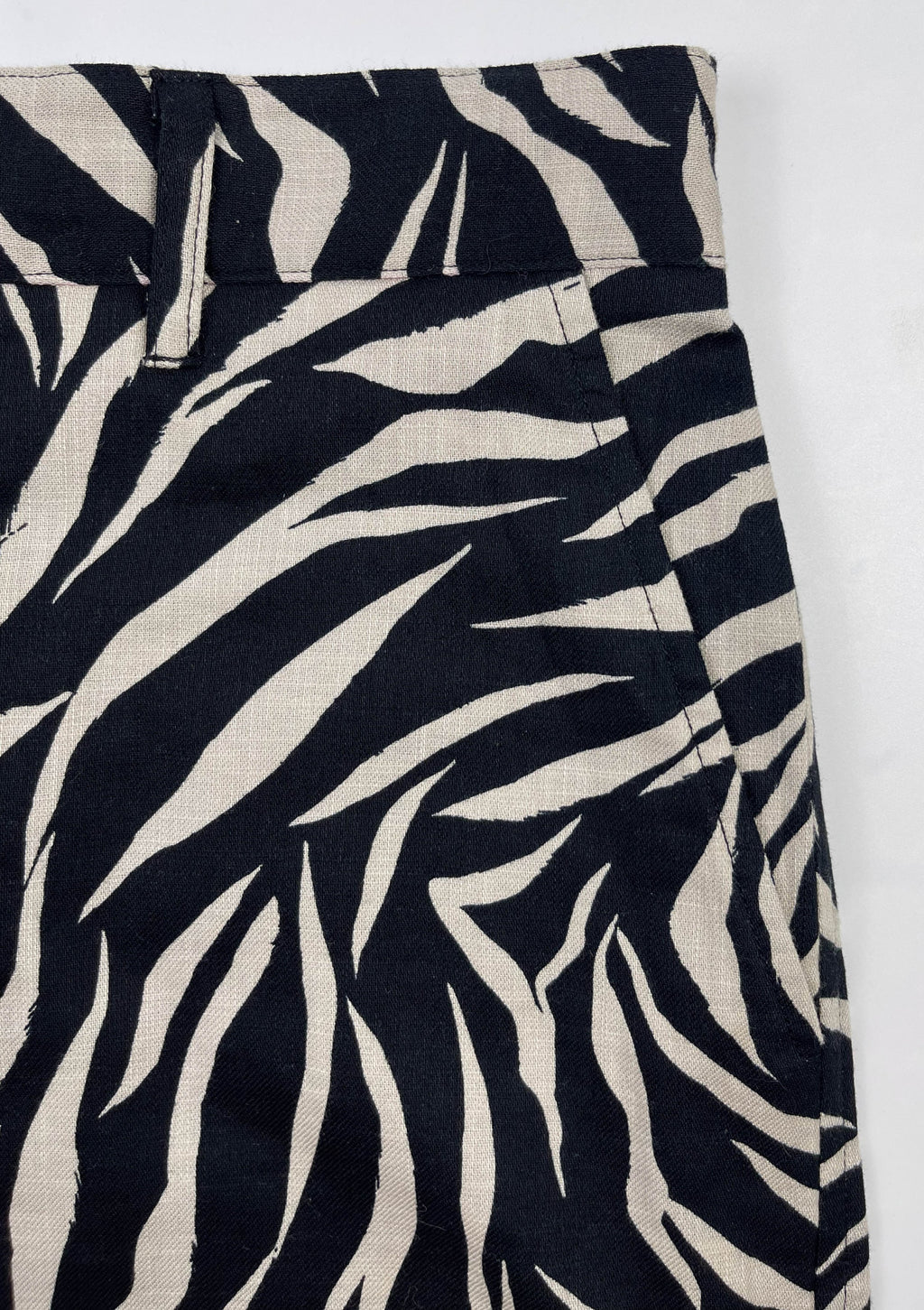Zebra Stripes - Linen/Cotton Riviera Shorts