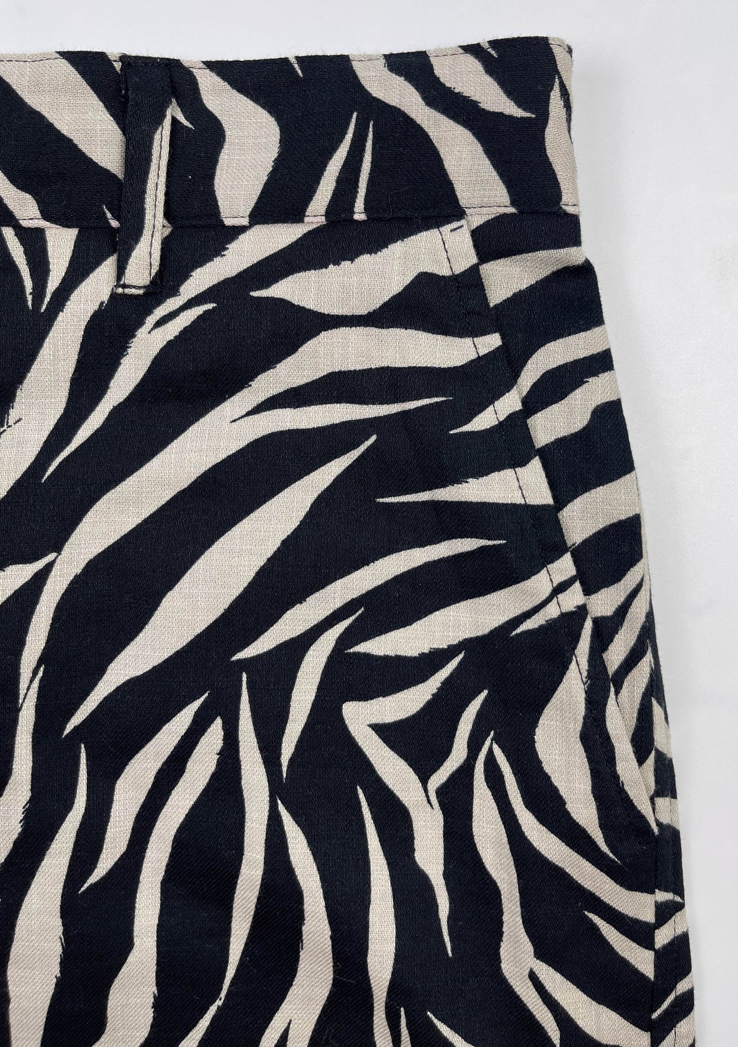 Linen/Cotton Dress Shorts - Zebra Striped