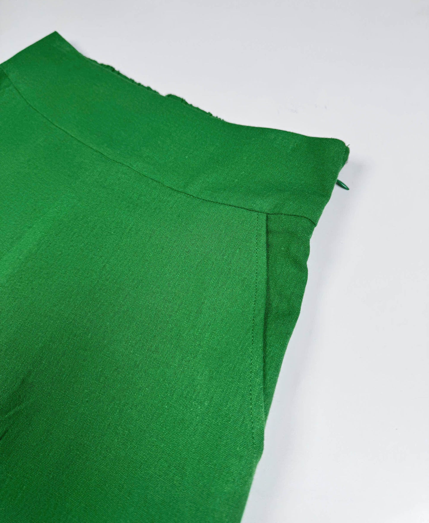 Saigon Concepts Green Wide Leg Linen Pants flat front waistband pocket view