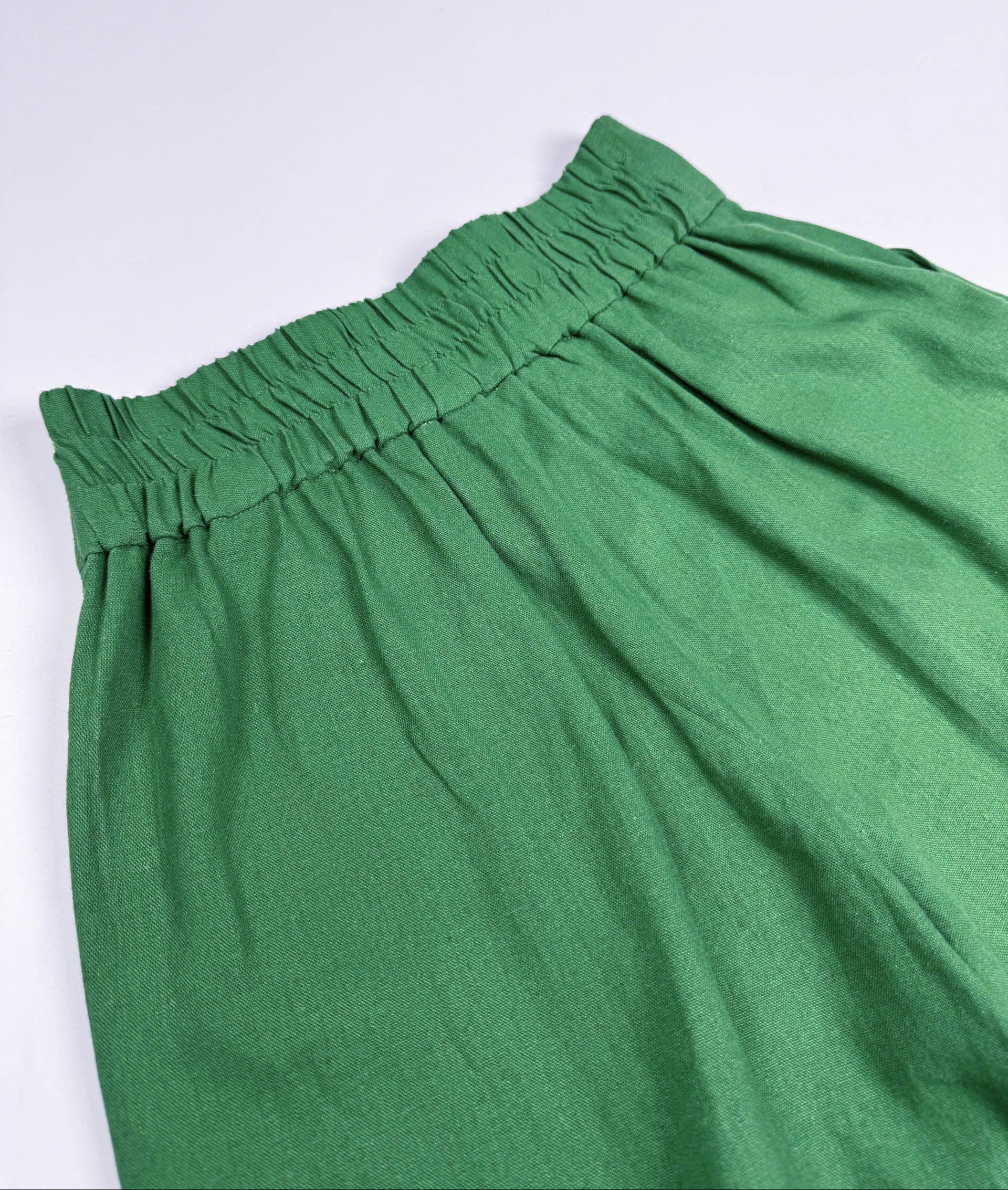 Saigon Concepts Green Wide Leg Linen Shorts Full back Elastic Waistband view