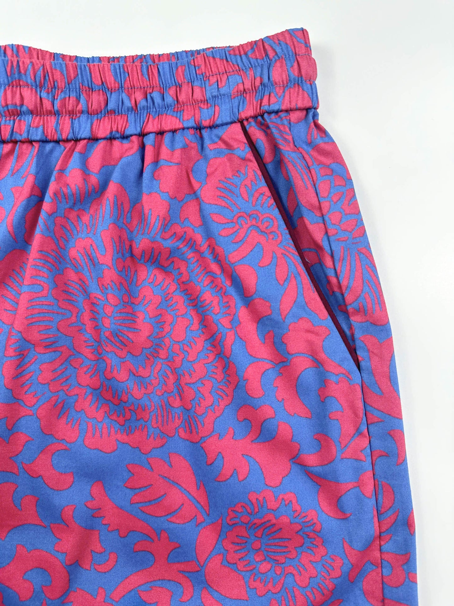 Saigon Concepts Jardin Royale lounge pyjama shorts - pocket detail with contrasting trim. Lounge to Street collection made in Vietnam