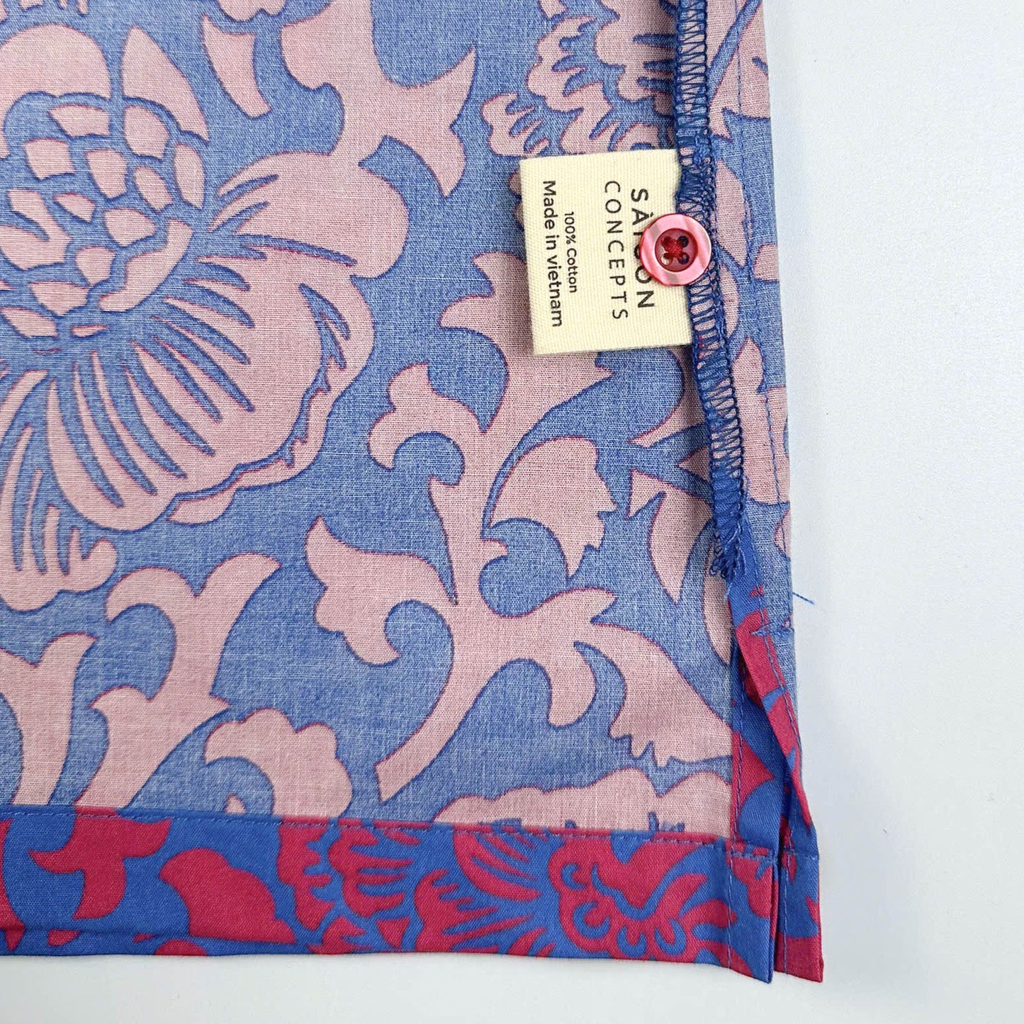 Saigon Concepts Jardin Royale lounge pyjama top in 100% cotton - inside care label and spare button detail