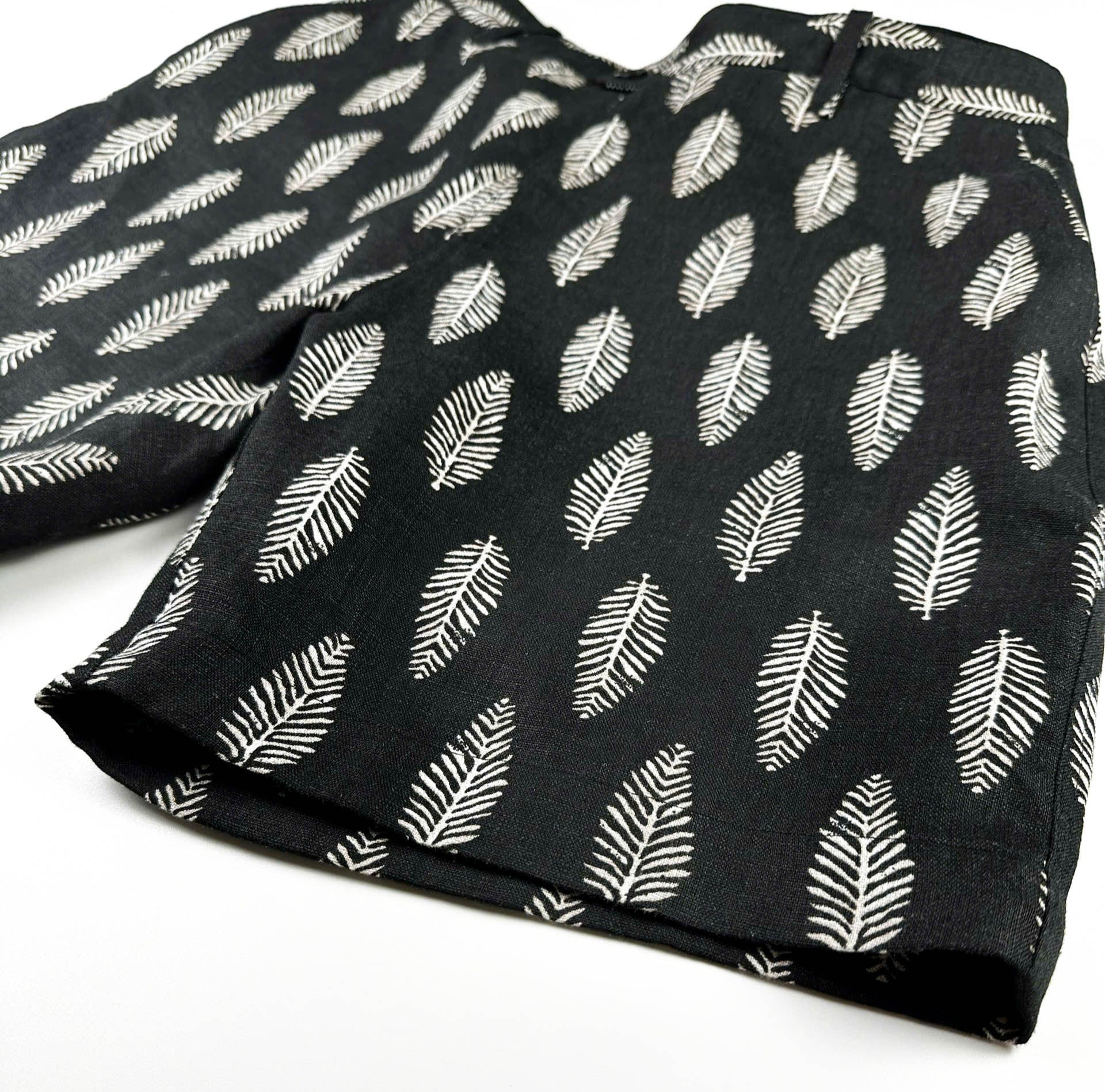 Silver Fern - 100% Linen Riviera Shorts