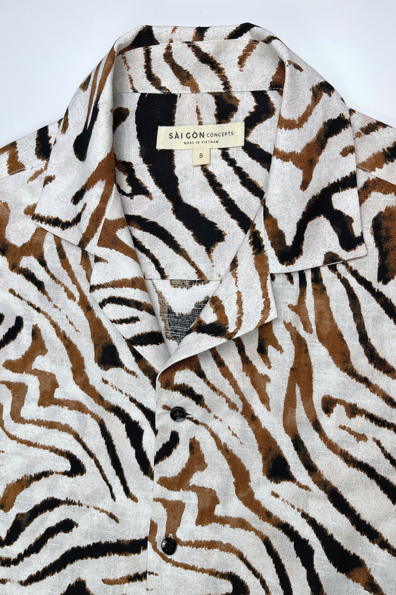 White Tiger print Hawaii style shirt