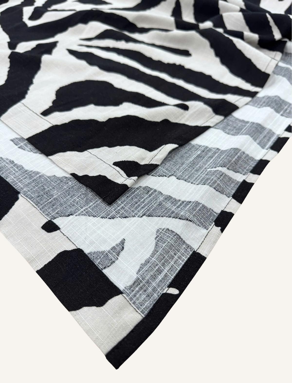 Vesper Maxi Contrast-Zebra Muse